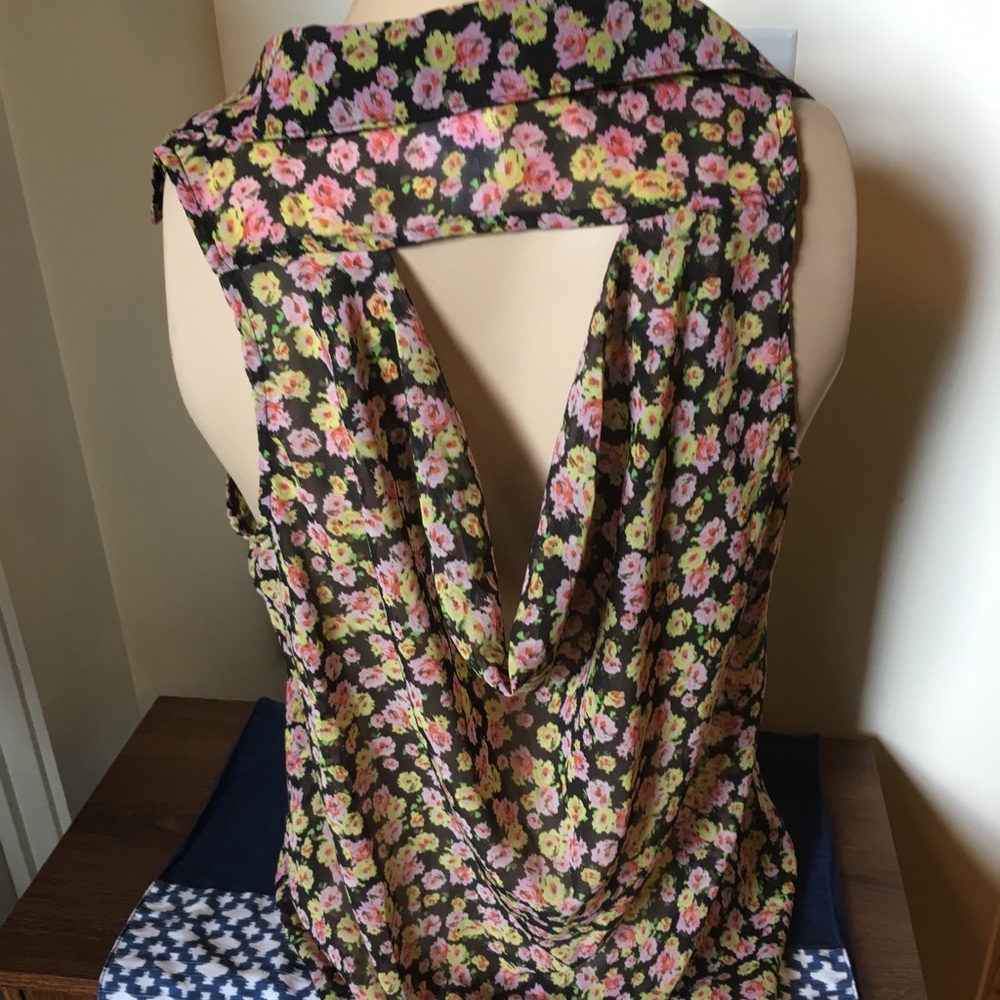 Girls Disney D-signed Floral Sleeveless Blouse